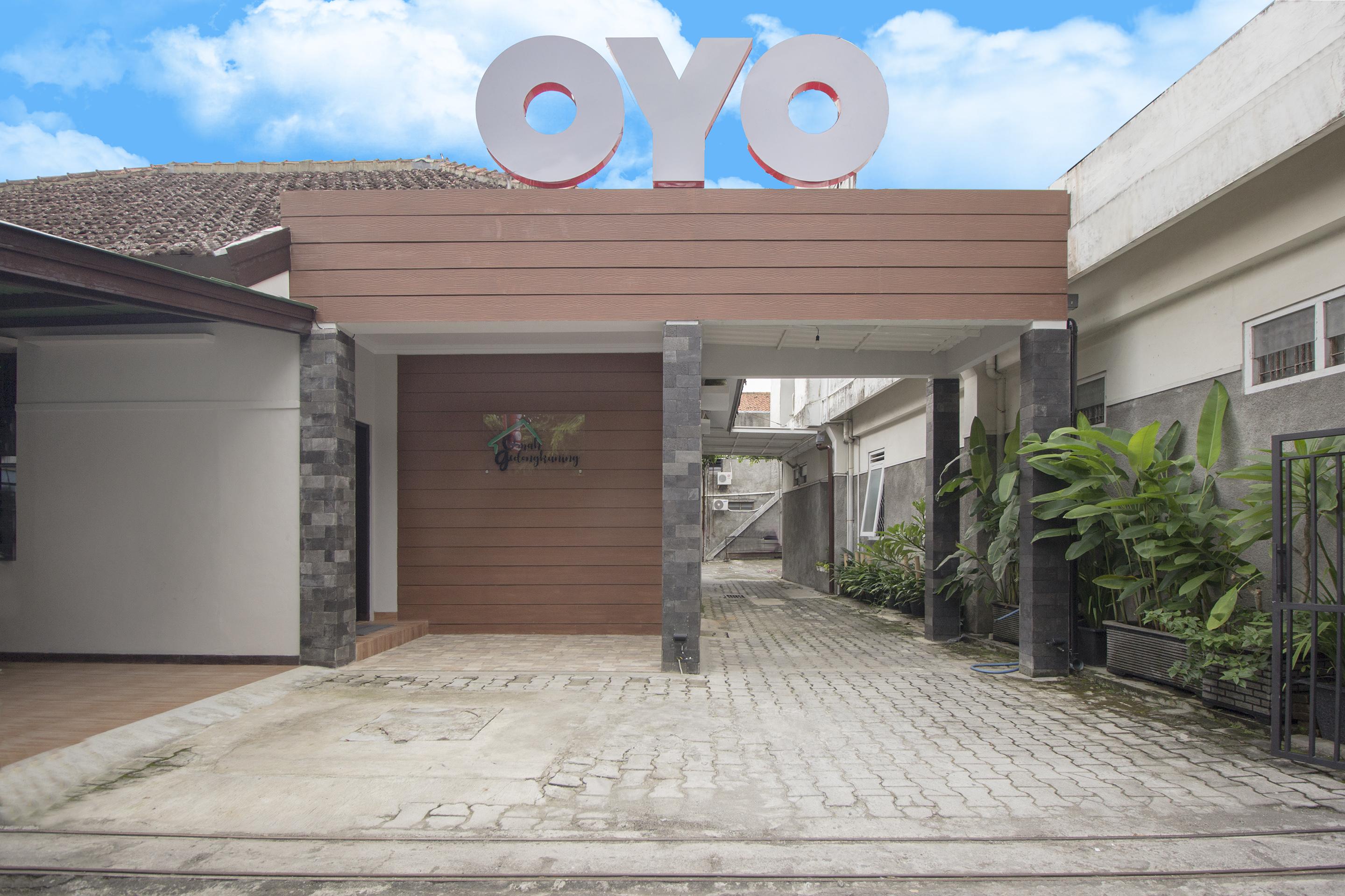 Oyo 572 Omah Gedongkuning Syariah Homestay Yogyakarta Esterno foto