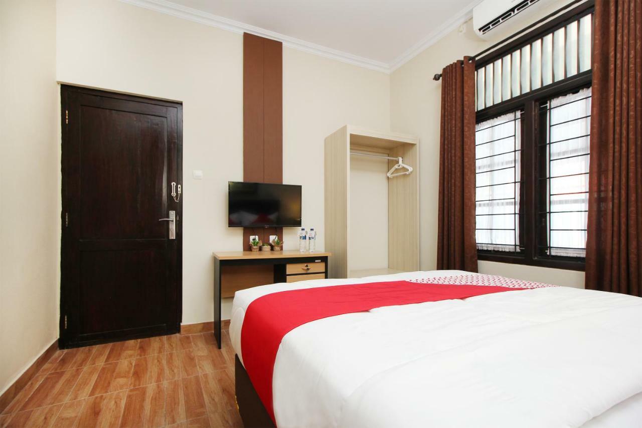 Oyo 572 Omah Gedongkuning Syariah Homestay Yogyakarta Esterno foto
